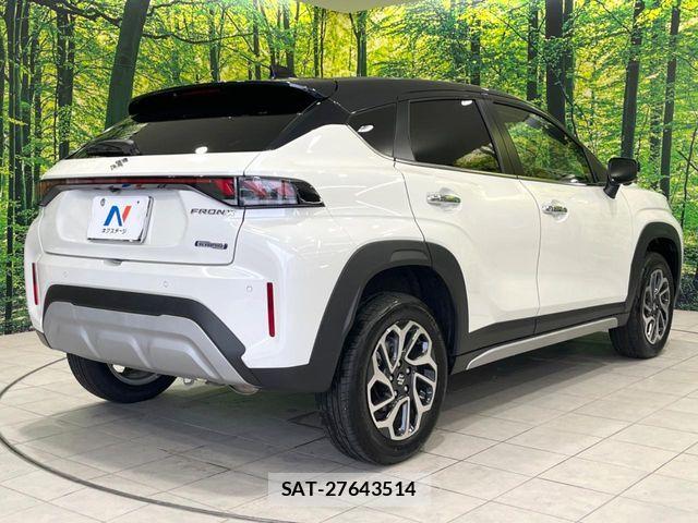 Suzuki Fronx 2025-09 8849154-16
