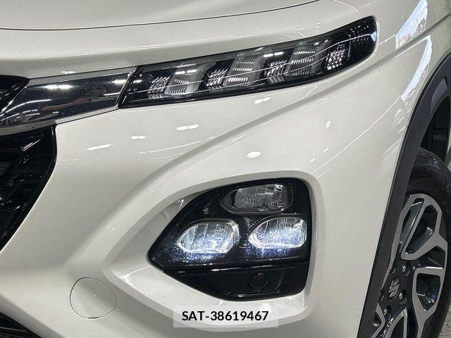 Suzuki Fronx 2024-10 8879905-12