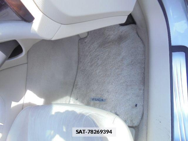 Nissan FUGA 2012-03 618379-14