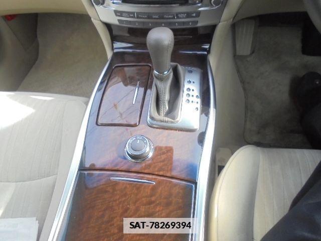 Nissan FUGA 2012-03 618379-25