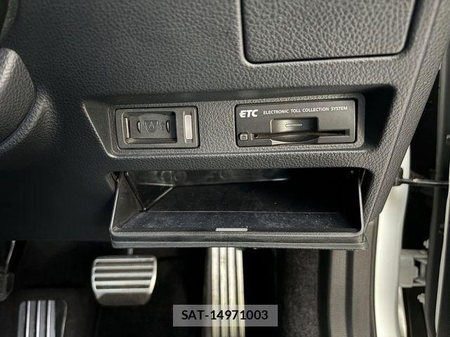 Nissan FUGA 2008-03 883109-24