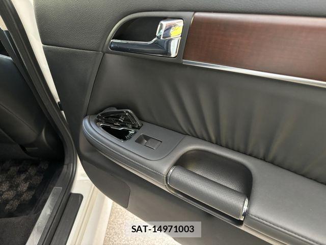 Nissan FUGA 2008-03 883109-27