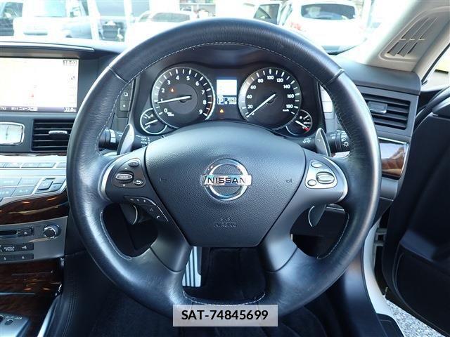 Nissan FUGA 2011-03 1029241-9