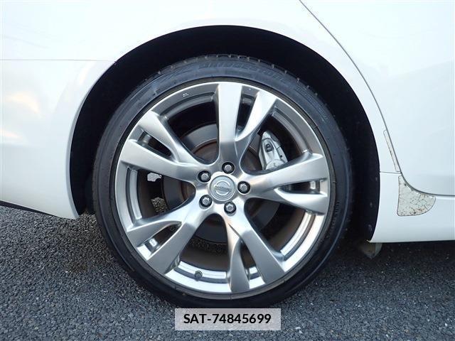 Nissan FUGA 2011-03 1029241-14