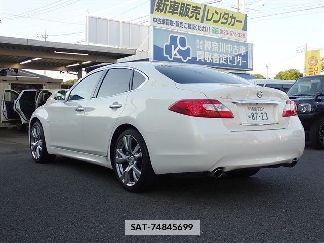 Nissan FUGA 2011-03 1029241-3