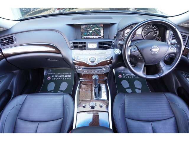 Nissan FUGA 2011-09 1545457-4