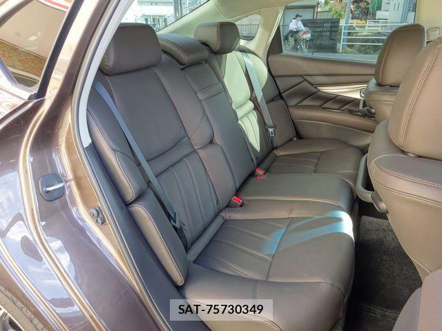 Nissan FUGA 2020-10 2009229-9