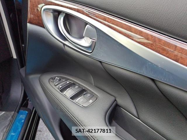 Nissan FUGA 2017-08 2099482-12