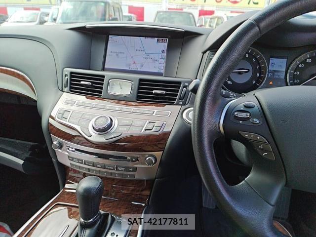 Nissan FUGA 2017-08 2099482-16
