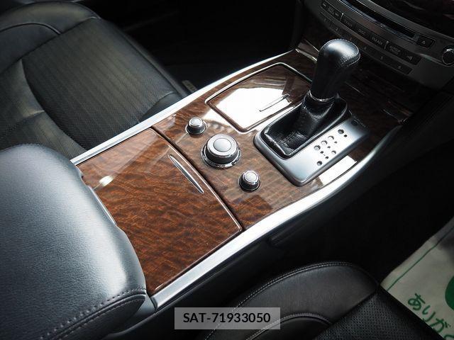 Nissan FUGA 2015-03 2319474-12