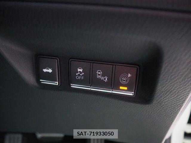 Nissan FUGA 2015-03 2319474-15