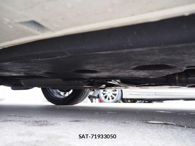 Nissan FUGA 2015-03 2319474-24
