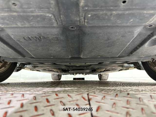 Nissan FUGA 2009-12 2727849-9