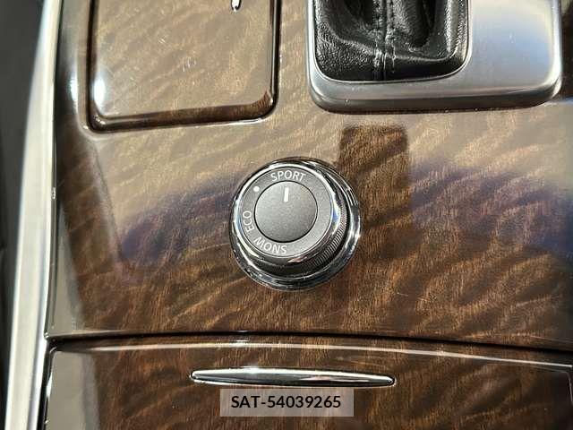 Nissan FUGA 2009-12 2727849-18