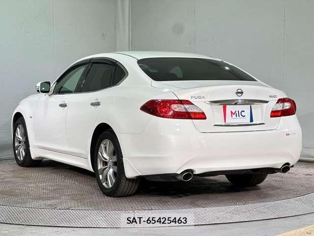 Nissan FUGA 2013-10 3065309-6