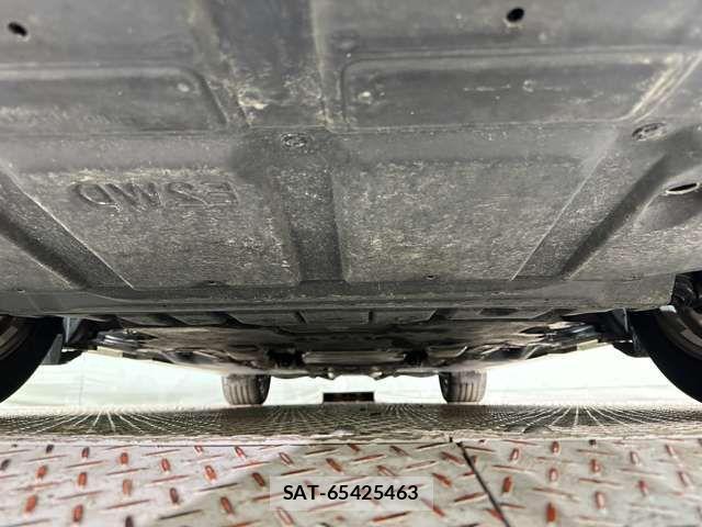 Nissan FUGA 2013-10 3065309-9