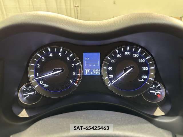 Nissan FUGA 2013-10 3065309-12