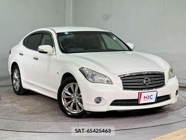 Nissan FUGA 2013-10 3065309-2
