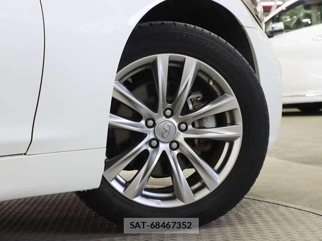 Nissan FUGA 2018-03 3374089-19