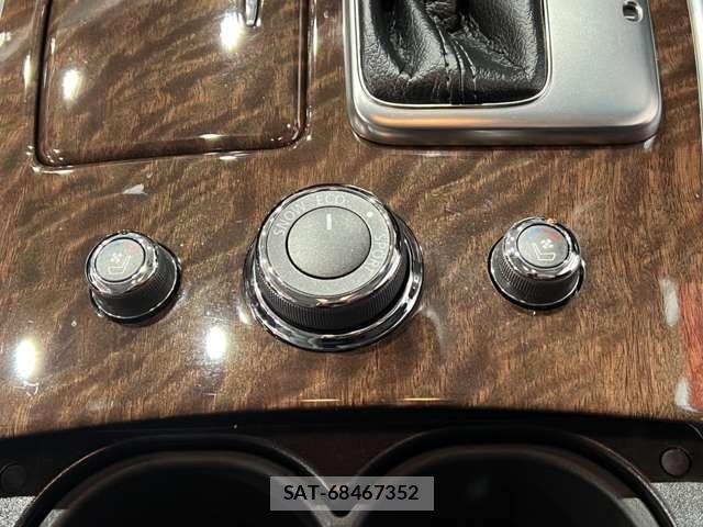 Nissan FUGA 2018-03 3374089-7