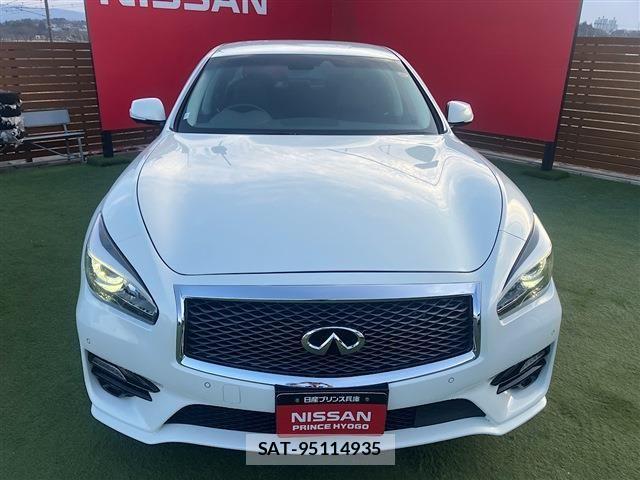 Nissan FUGA 2015-03 3832746-24