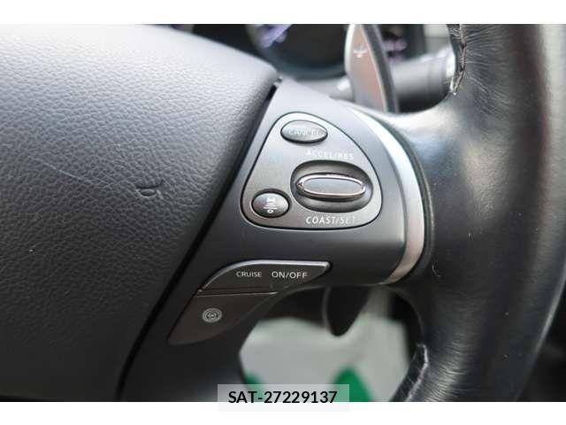 Nissan FUGA 2017-04 4592845-14