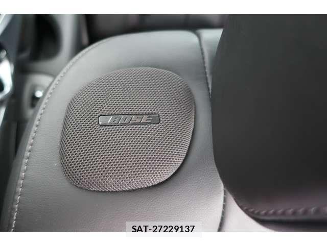 Nissan FUGA 2017-04 4592845-3