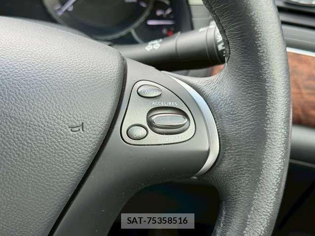 Nissan FUGA 2015-06 4943632-4
