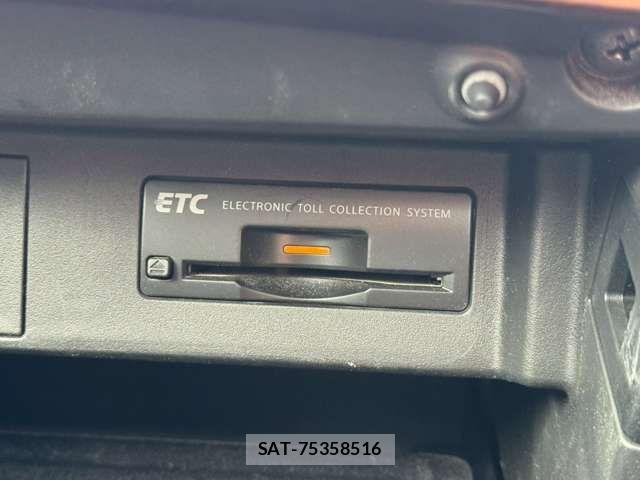 Nissan FUGA 2015-06 4943632-6