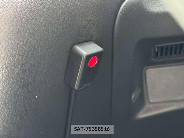 Nissan FUGA 2015-06 4943632-7
