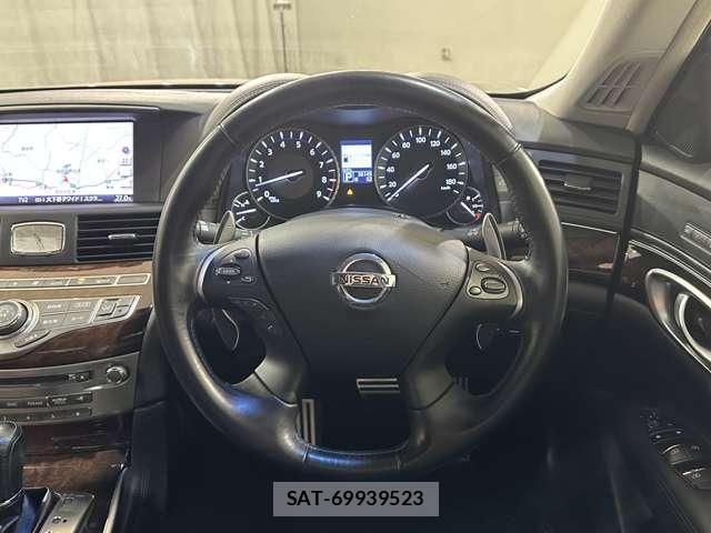 Nissan FUGA 2011-08 4943637-12