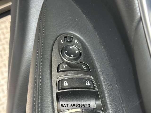 Nissan FUGA 2011-08 4943637-19