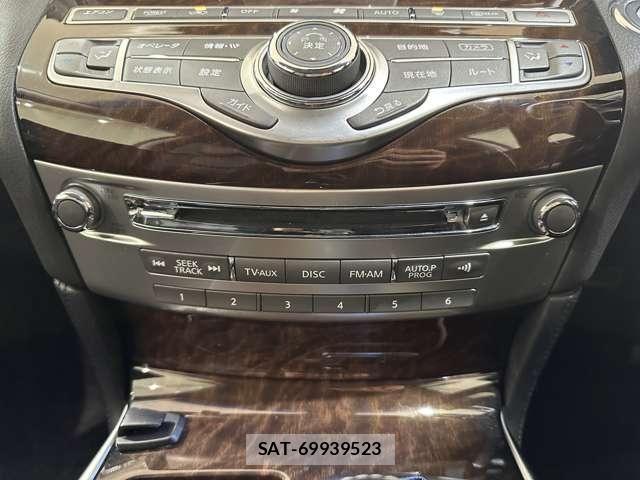 Nissan FUGA 2011-08 4943637-25