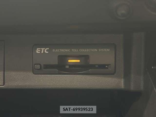 Nissan FUGA 2011-08 4943637-28