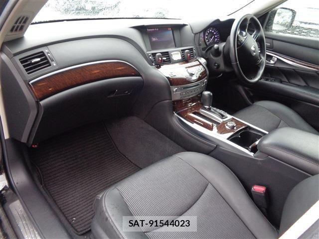 Nissan FUGA 2009-11 6244214-21
