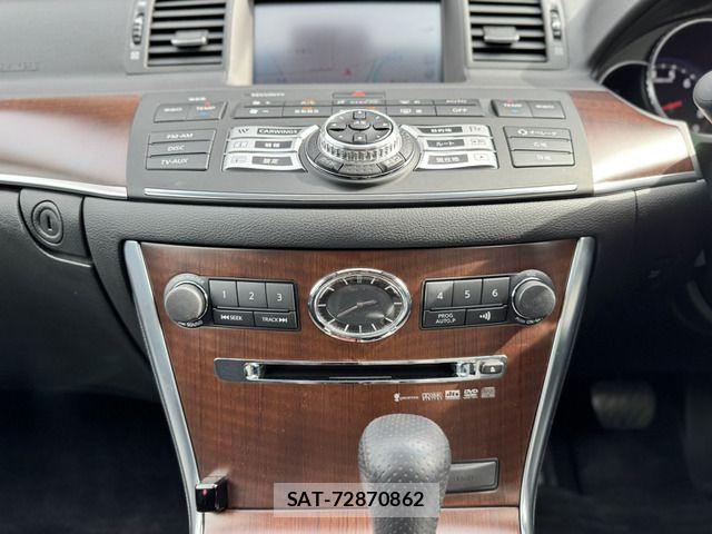 Nissan FUGA 2008-10 6498042-13