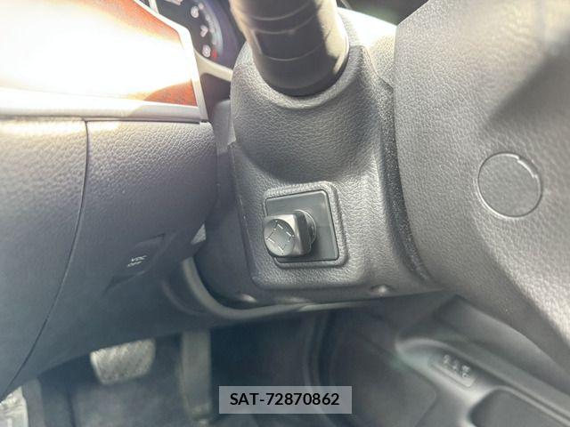 Nissan FUGA 2008-10 6498042-17