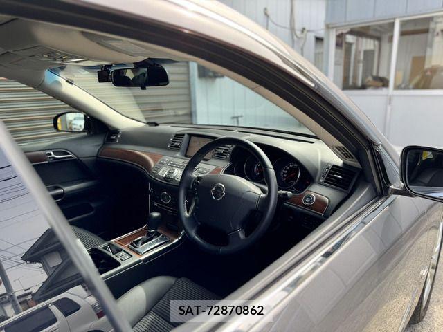 Nissan FUGA 2008-10 6498042-1