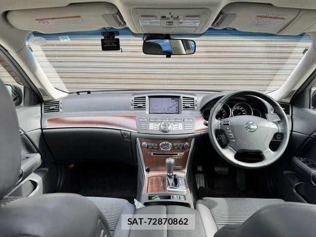 Nissan FUGA 2008-10 6498042-5