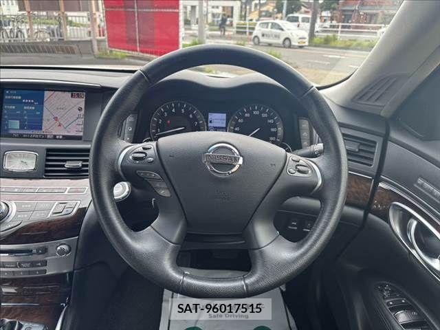 Nissan FUGA 2010-01 6612049-10