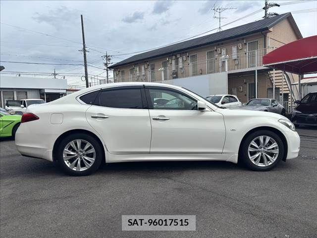 Nissan FUGA 2010-01 6612049-17