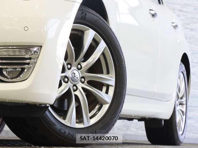 Nissan FUGA 2015-03 6676060-19