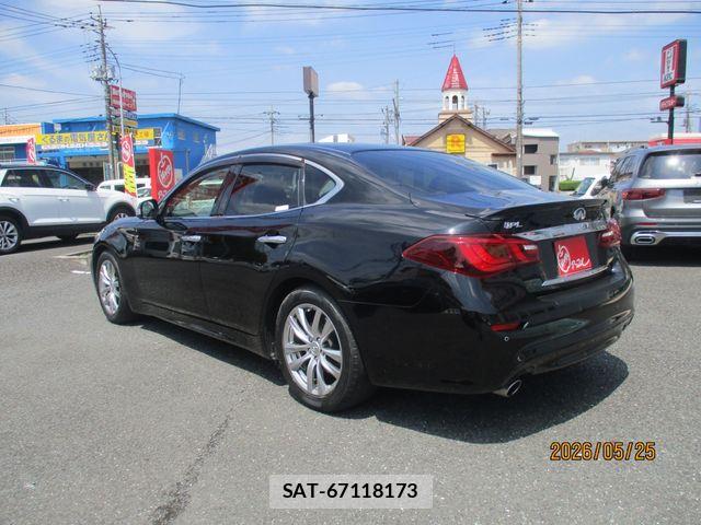 Nissan FUGA 2017-08 7058684-5