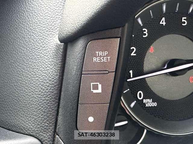Nissan FUGA 2010-05 7218990-9