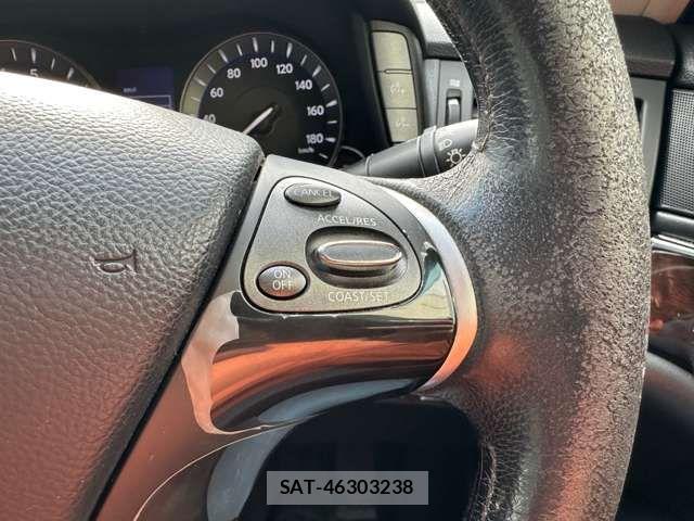 Nissan FUGA 2010-05 7218990-11
