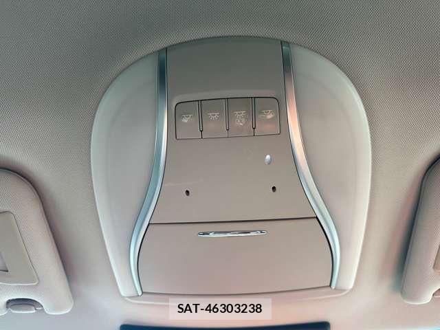 Nissan FUGA 2010-05 7218990-12