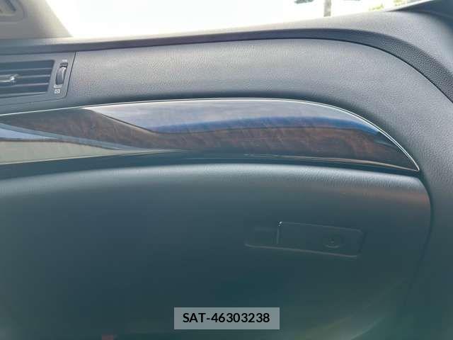 Nissan FUGA 2010-05 7218990-14