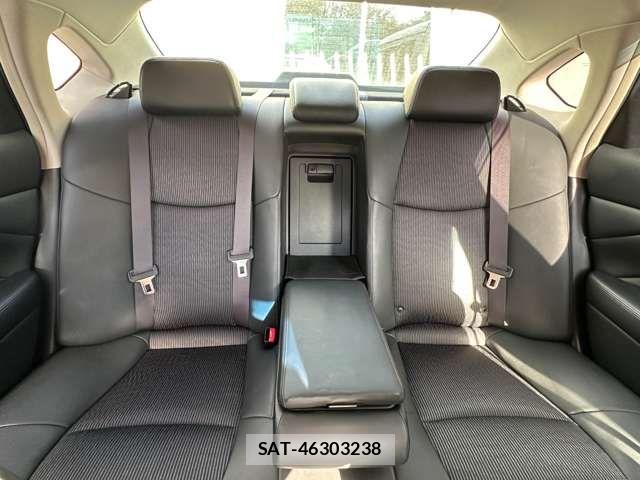 Nissan FUGA 2010-05 7218990-16