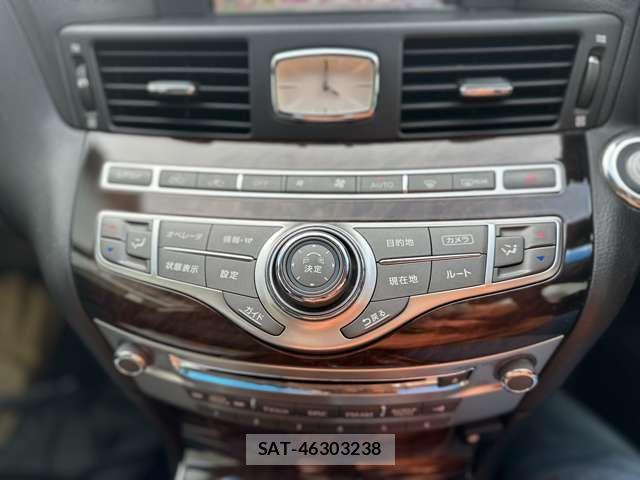 Nissan FUGA 2010-05 7218990-18