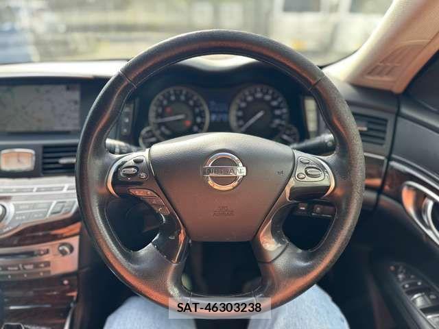 Nissan FUGA 2010-05 7218990-8